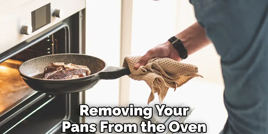 Removing Your Pans From the Oven