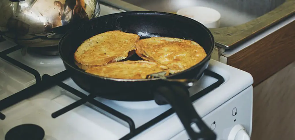 How to Toast Bagel on Stove