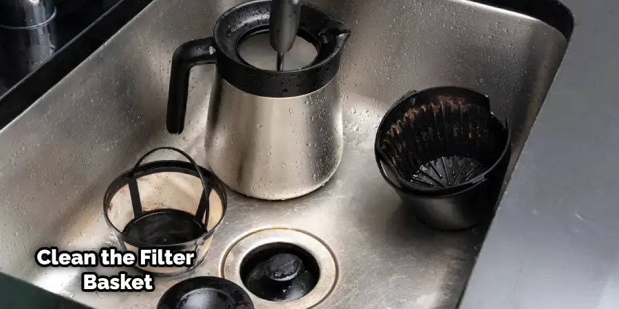 How to Clean a Farberware Coffee Pot