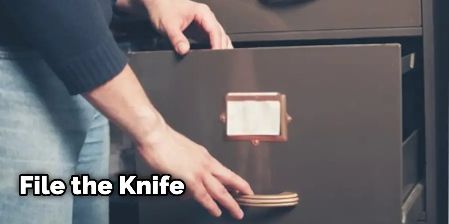 How to Open a Locked Drawer with A Knife