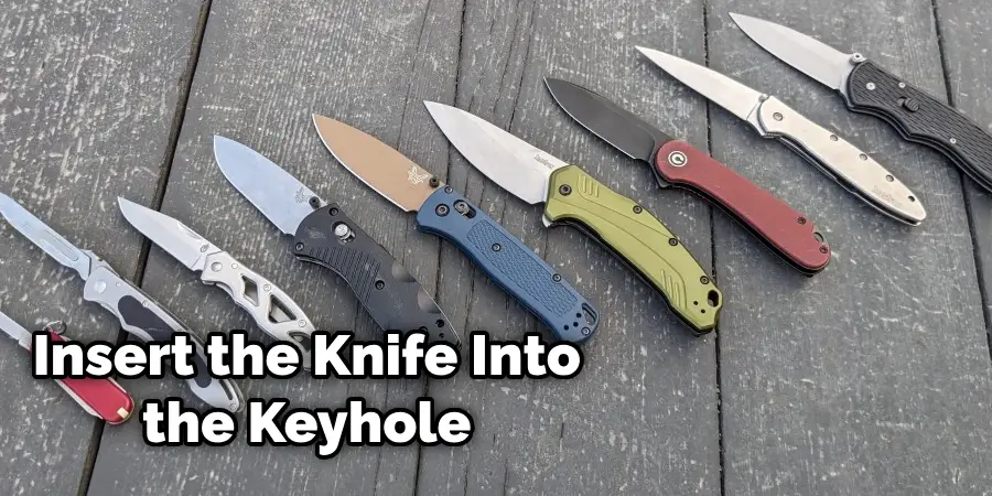 How to Open a Locked Drawer with A Knife