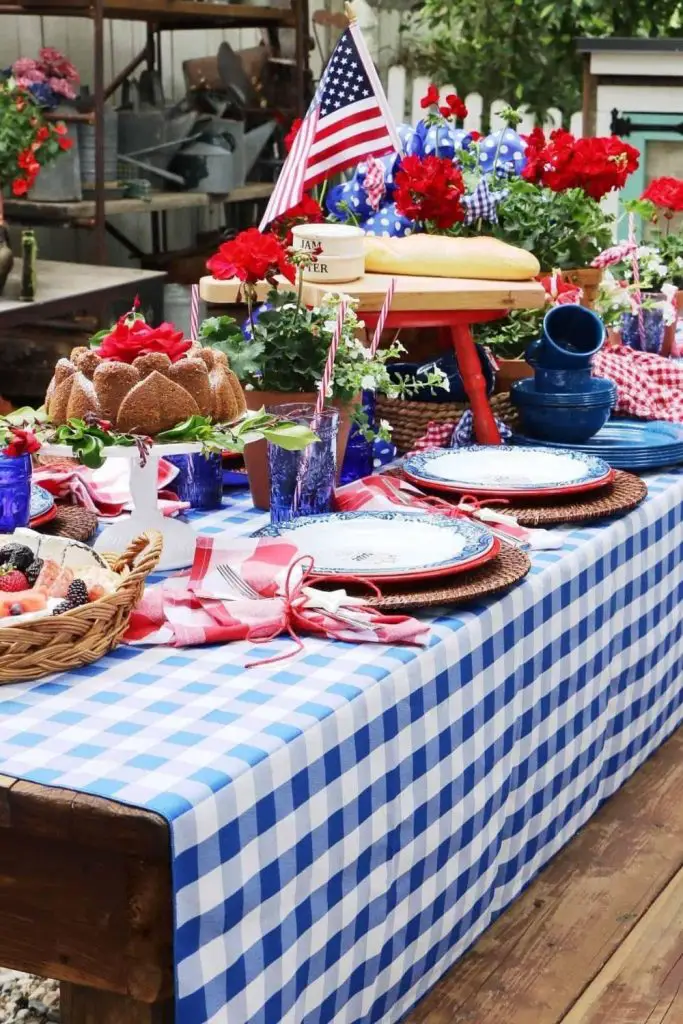4th of July Table Centerpieces